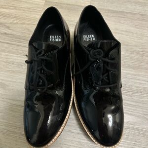 Eileen Fisher Women’s Glossy Black Oxfords